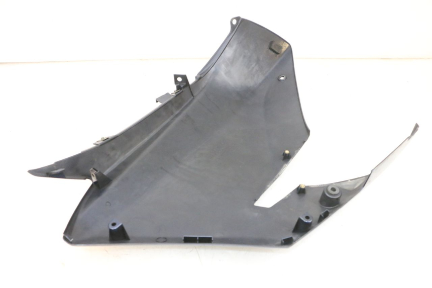 photo de FLANC LATERAL AVANT DROIT SUZUKI DL V STROM 1000 (2002 - 2007) - Zoom état d’usage