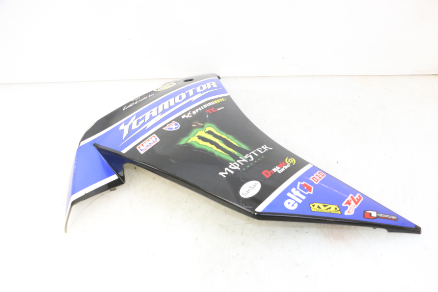 photo de FLANC LATERAL AVANT DROIT STAHO FH 50 (2018 - 2019)