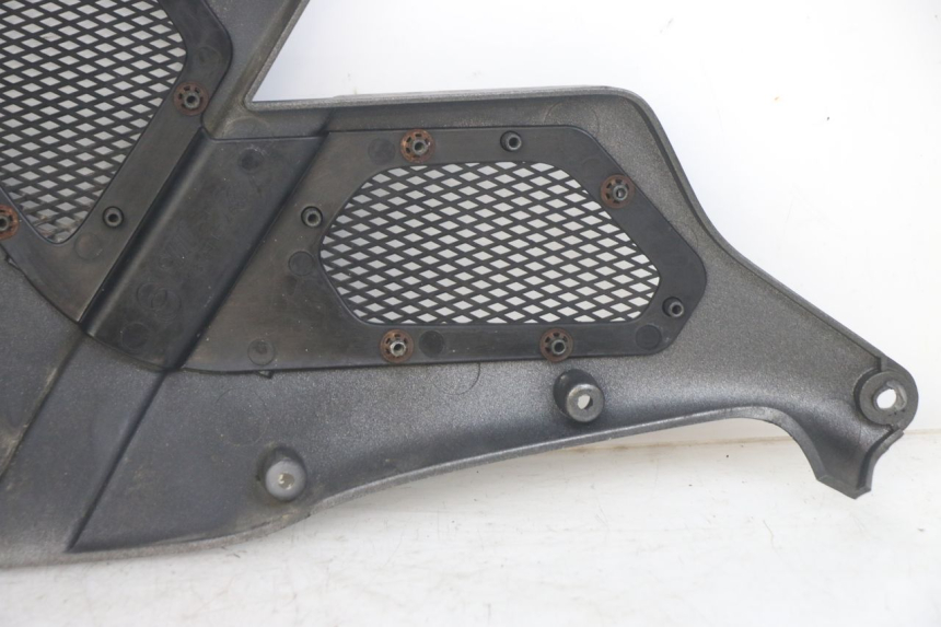 photo de FLANC LATERAL AVANT DROIT GILERA DNA 50 (2000 - 2007)