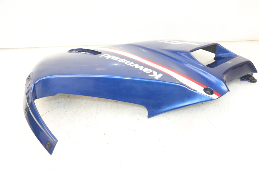 photo de FLANC LATERAL AVANT DROIT KAWASAKI GPX R WARBIRD 600 (1988 - 1993) - Zoom composants