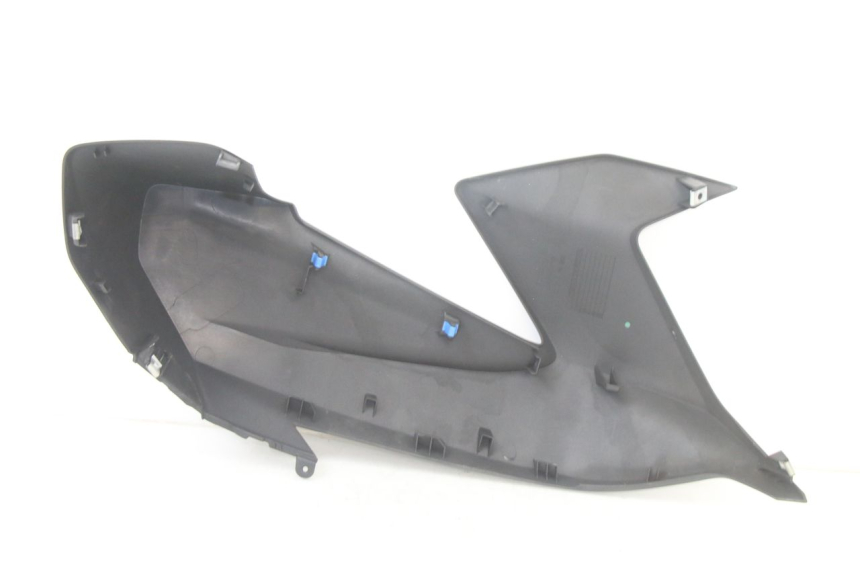 photo de FLANC LATERAL AVANT DROIT HONDA FORZA 125 (2021 - 2025)