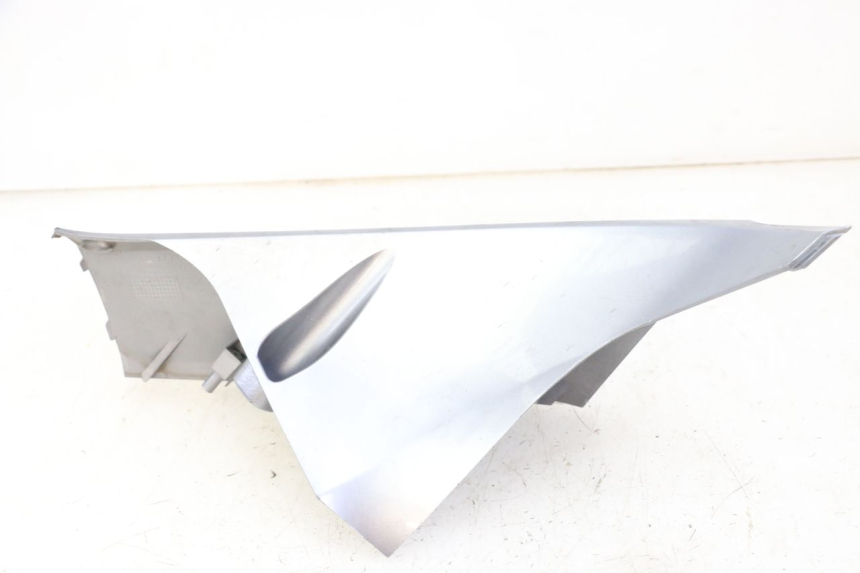 photo de FLANC LATERAL AVANT DROIT SYM JOYMAX 125 (2010 - 2017)