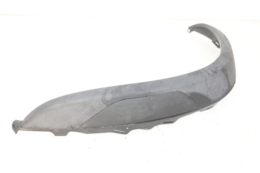 photo de FLANC LATERAL AVANT DROIT PIAGGIO MP3 RL 250 (2007 - 2010)