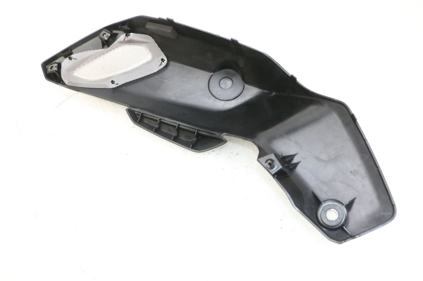 photo de FLANC LATERAL AVANT DROIT YAMAHA MT-07 MT07 ABS 700 (2018 - 2020) - Autre angle de vue