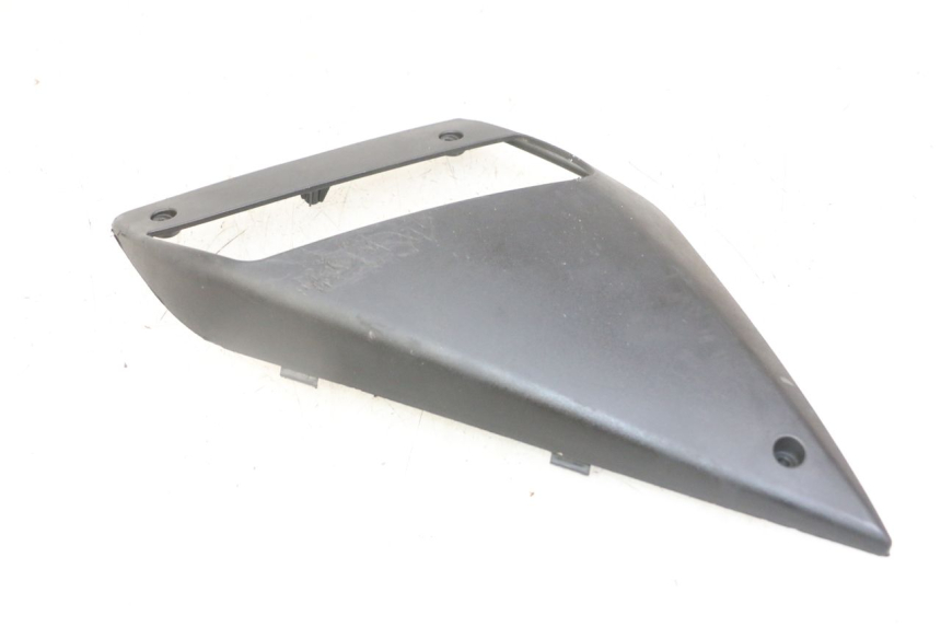 photo de FLANC LATERAL AVANT DROIT GILERA NEXUS 125 (2009 - 2013)