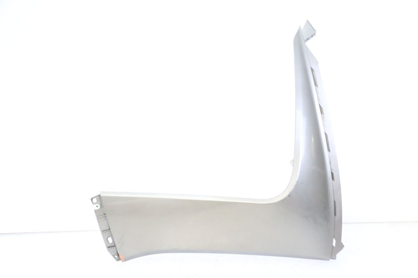 photo de FLANC LATERAL AVANT DROIT PEUGEOT SATELIS 125 (2013 - 2018)