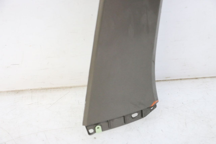 photo de FLANC LATERAL AVANT DROIT PEUGEOT SATELIS 125 (2013 - 2018)