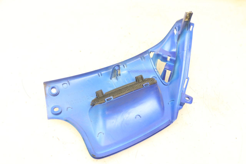 photo de FLANC LATERAL AVANT DROIT PEUGEOT SPEEDFIGHT 2 LC 50 (2000 - 2009)