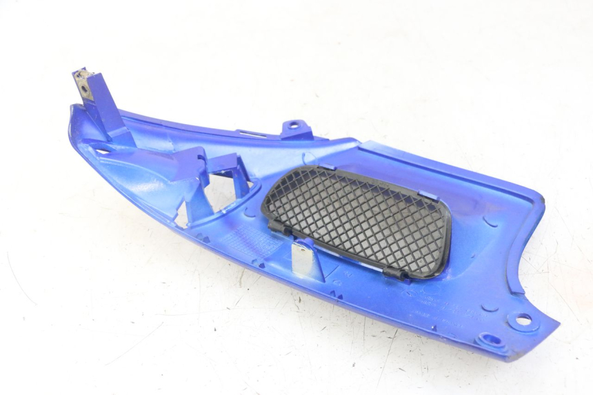 photo de FLANC LATERAL AVANT DROIT PEUGEOT SPEEDFIGHT 2 LC 50 (2000 - 2009)