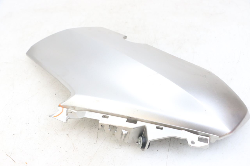 photo de FLANC LATERAL AVANT DROIT YAMAHA XMAX X-MAX ABS 125 (2017 - 2020)