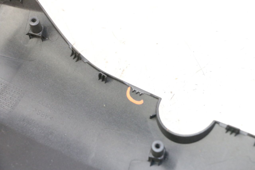 photo de FLANC LATERAL AVANT DROIT YAMAHA XMAX X-MAX 125 (2021 - 2025)