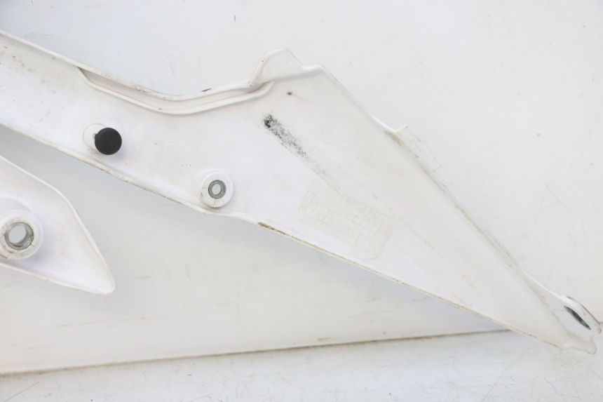 photo de FLANC LATERAL AVANT DROIT YAMAHA YZF YZ-F 450 (2014 - 2016)