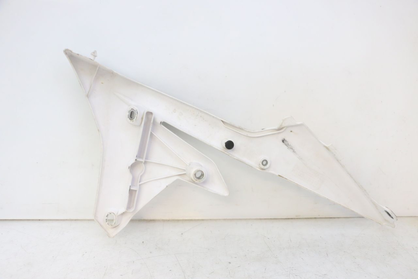 photo de FLANC LATERAL AVANT DROIT YAMAHA YZF YZ-F 450 (2014 - 2016)