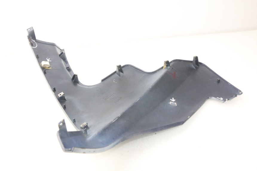 photo de FLANC LATERAL AVANT GAUCHE APRILIA ATLANTIC 125 (2003 - 2009)