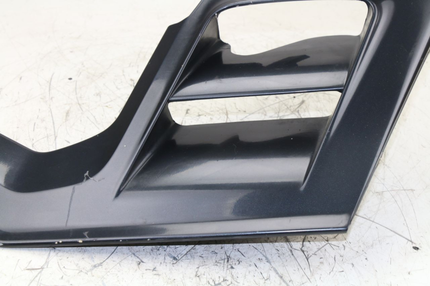 photo de FLANC LATERAL AVANT GAUCHE BMW K 75 RT 750 (1989 - 1997)