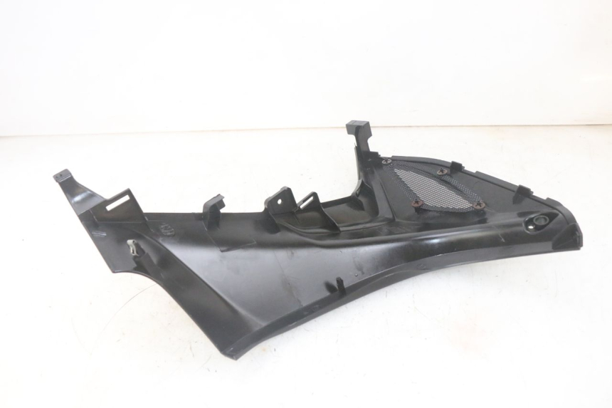 photo de FLANC LATERAL AVANT GAUCHE PIAGGIO MP3 HPE 300 (2019 - 2026) - Autre angle de vue