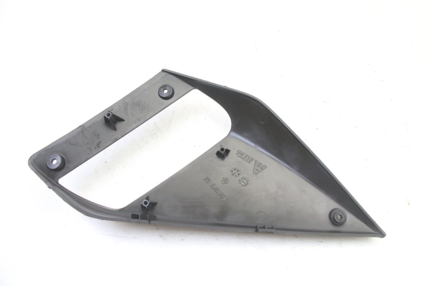 photo de FLANC LATERAL AVANT GAUCHE GILERA NEXUS 125 (2009 - 2013)