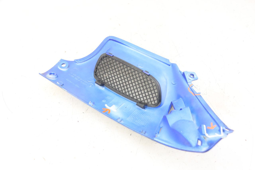 photo de FLANC LATERAL AVANT GAUCHE PEUGEOT SPEEDFIGHT 2 LC 50 (2000 - 2009)
