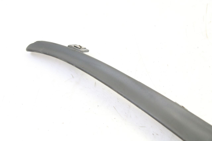 photo de FLANC LATERAL AVANT GAUCHE PIAGGIO SUPER LX 125 (2000 - 2003)