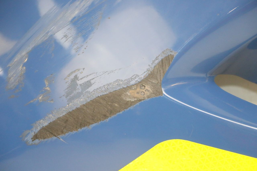 photo de FLANC LATERAL AVANT GAUCHE YAMAHA TDM ABS 900 (2002 - 2014) - Marquages et références