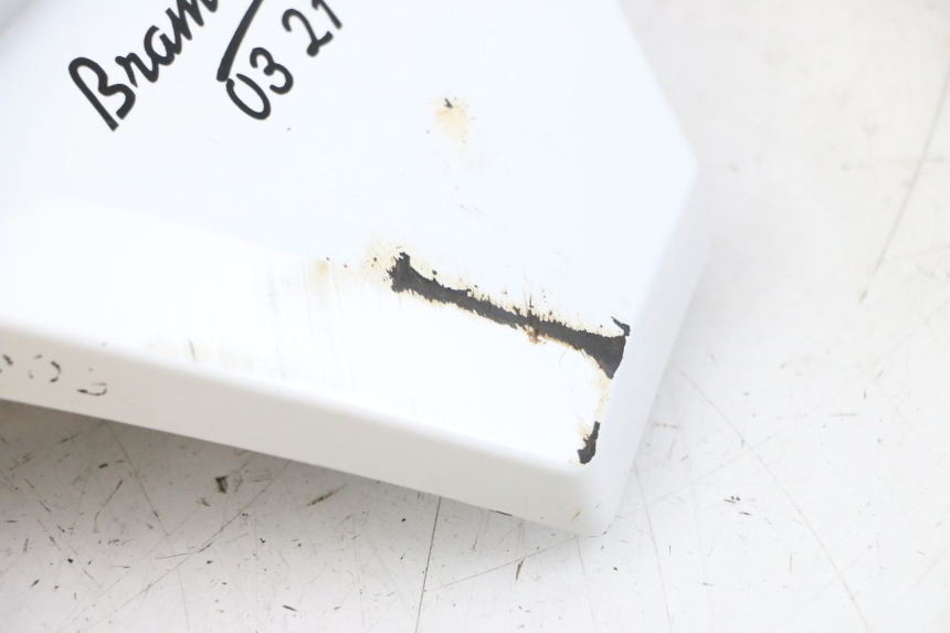 photo de FLANC LATERAL AVANT GAUCHE KSR TR SM 50 (2015 - 2018) - Détails caractéristiques