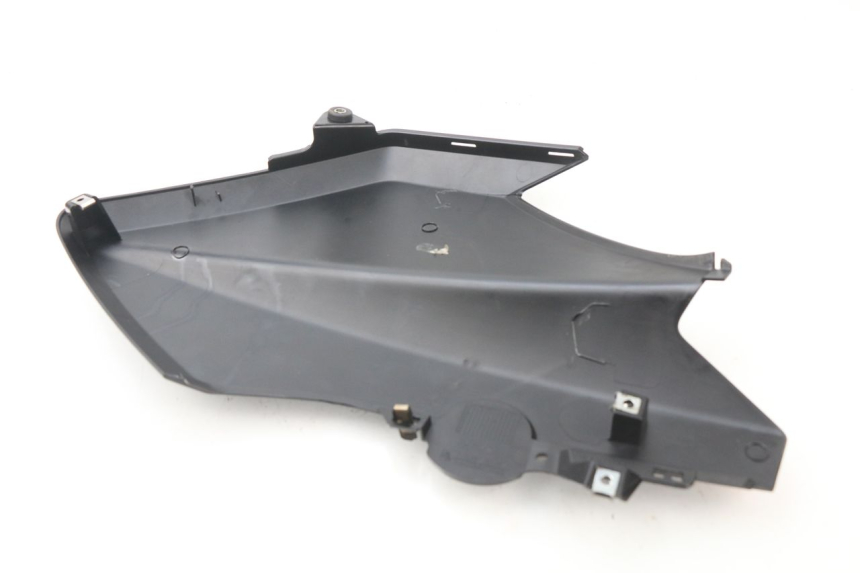 photo de FLANC LATERAL AVANT GAUCHE YAMAHA XMAX X-MAX ABS 125 (2014 - 2016)