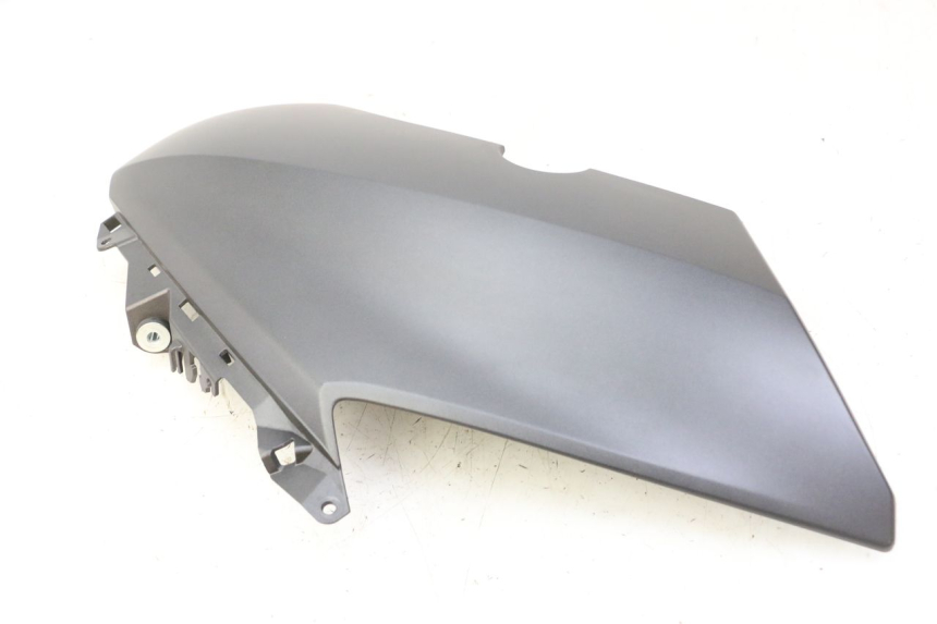 photo de FLANC LATERAL AVANT GAUCHE YAMAHA XMAX X-MAX 125 (2021 - 2025)
