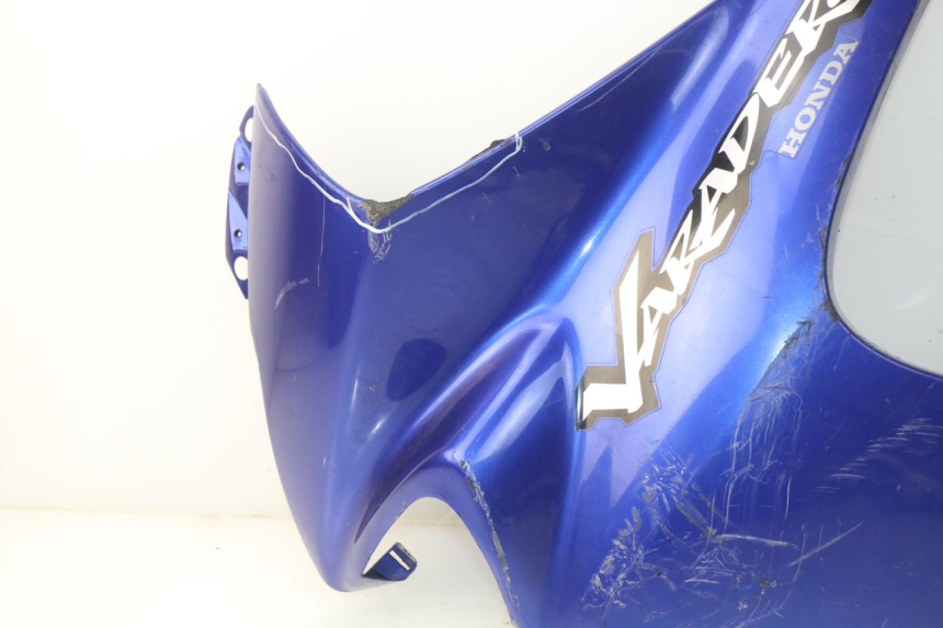 photo de FLANC LATERAL AVANT GAUCHE HONDA XLV VARADERO 125 (2000 - 2006)