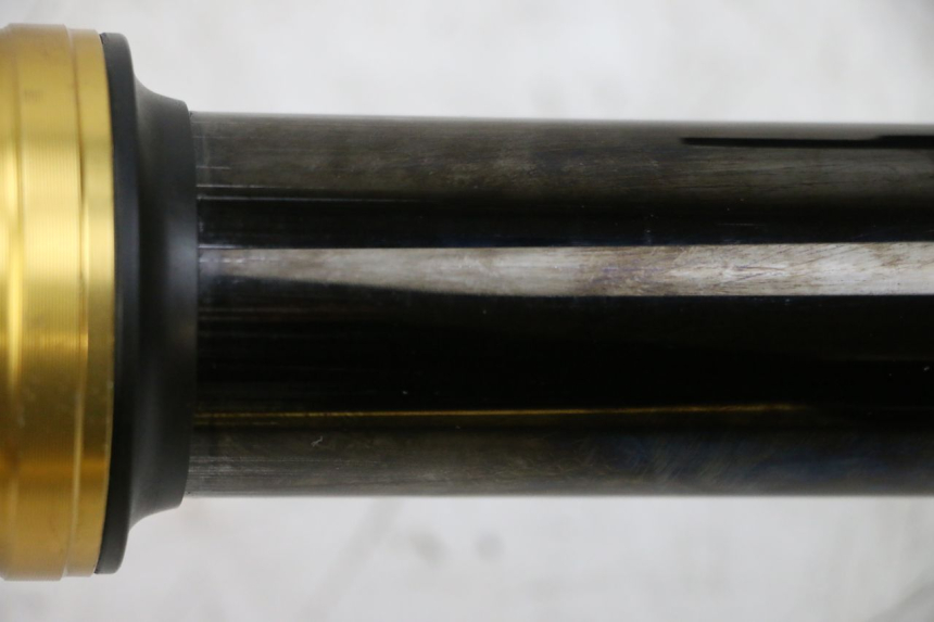 photo de FOURCHE SUZUKI GSXR GSX-R 1000 (2003 - 2004) - Points de fixation