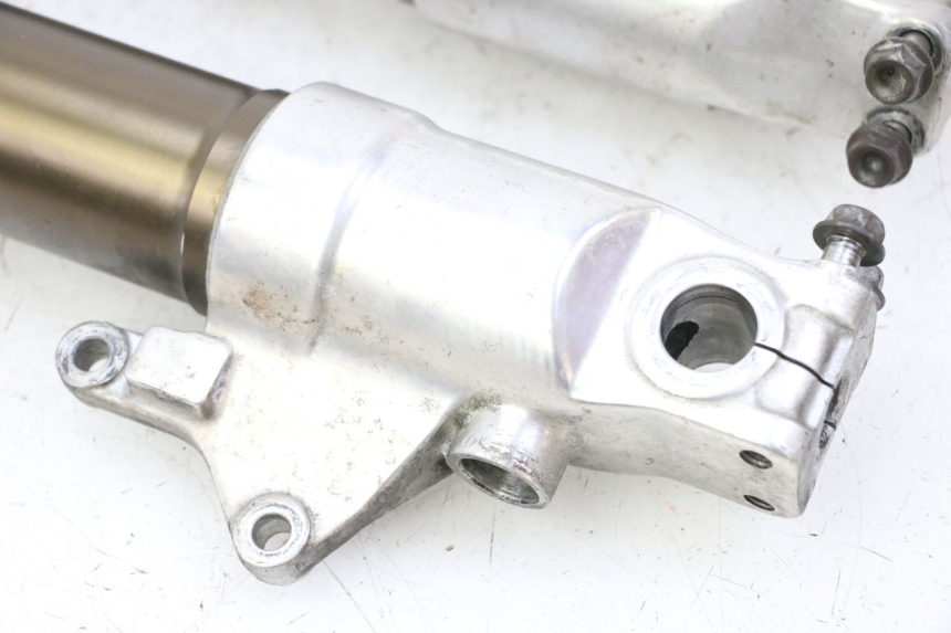 photo de FOURREAU FOURCHE HONDA CBR RR FIREBLADE 900 (1992 - 1994)