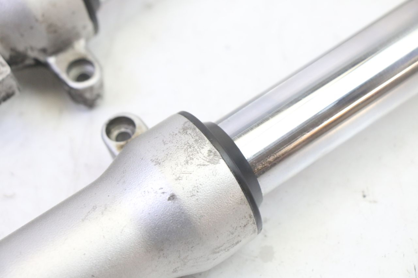 photo de FOURREAU FOURCHE HONDA FES S-WING SWING ABS 125 (2007 - 2015)