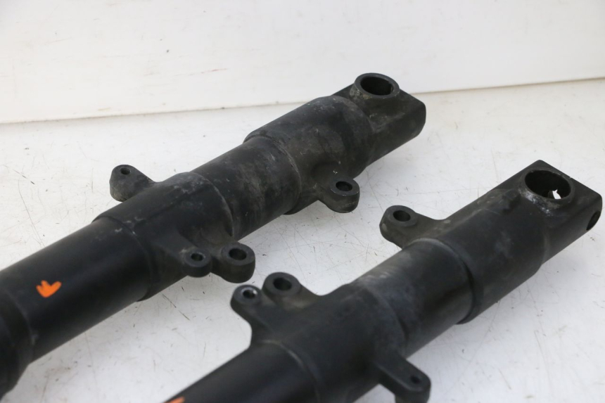 photo de FOURREAU FOURCHE YAMAHA FZ6 FAZER S2 600 (2007 - 2011)