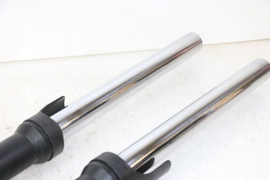 photo de FOURREAU FOURCHE YAMAHA FZ6 FAZER S2 600 (2007 - 2011)