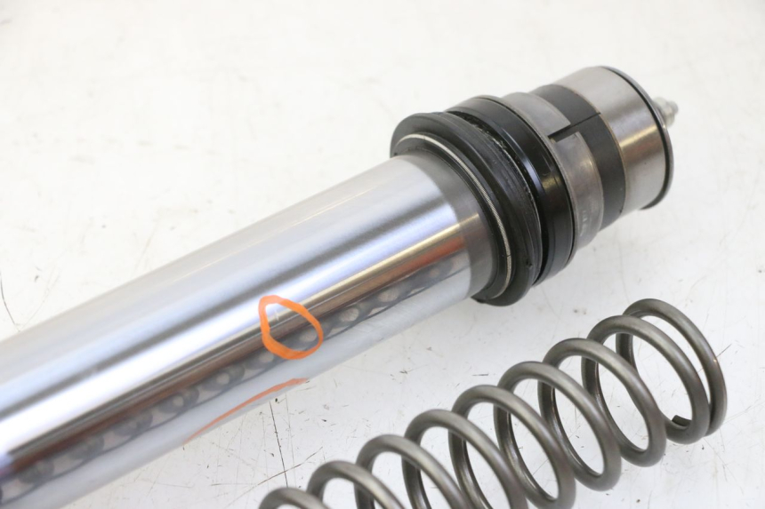 photo de FOURREAU FOURCHE GAUCHE YAMAHA YZ 125 (1998 - 2005)