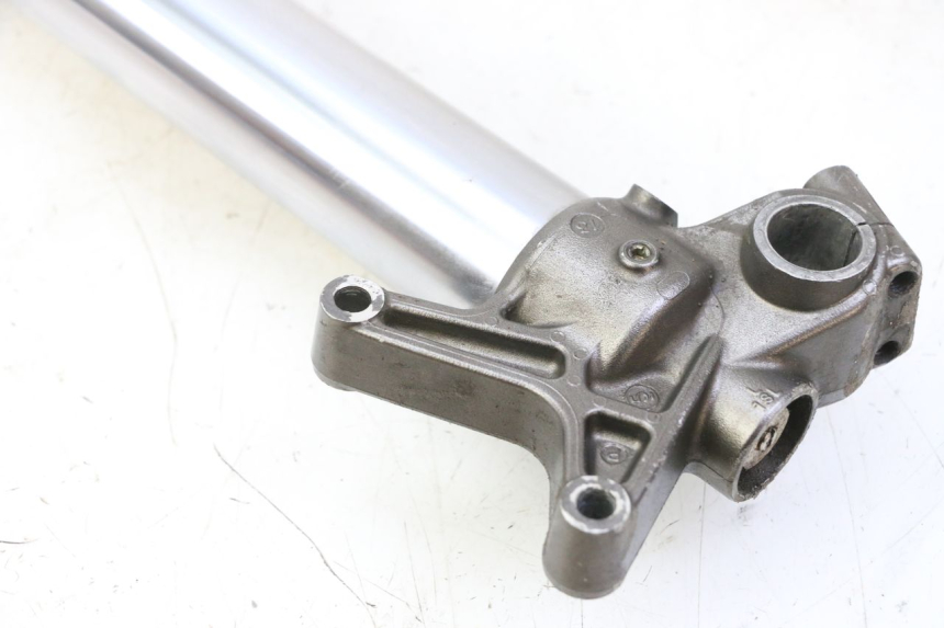 photo de FOURREAU FOURCHE GAUCHE YAMAHA YZF YZ-F 450 (2014 - 2016)