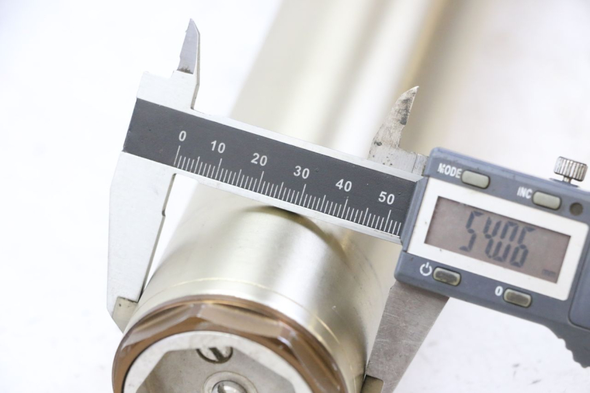 photo de FOURREAU FOURCHE GAUCHE YAMAHA YZF YZ-F 450 (2014 - 2016)