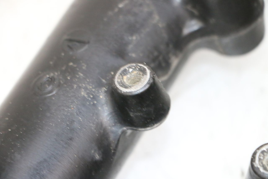 photo de FOURREAU FOURCHE KAWASAKI GPX R WARBIRD 600 (1988 - 1993) - Détail de la pièce