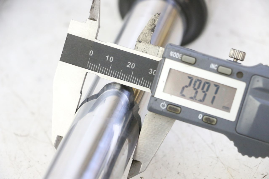 photo de FOURREAU FOURCHE PIAGGIO LIBERTY 125 (1998 - 2008)