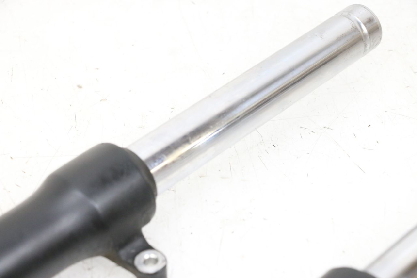 photo de FOURREAU FOURCHE PIAGGIO NEW TYPHOON 50 (2018 - 2021) - Vue rapprochée