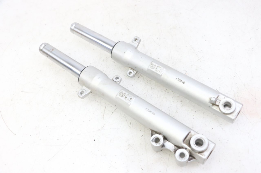 photo de FOURREAU FOURCHE PEUGEOT KISBEE 4T 50 (2010 - 2017)