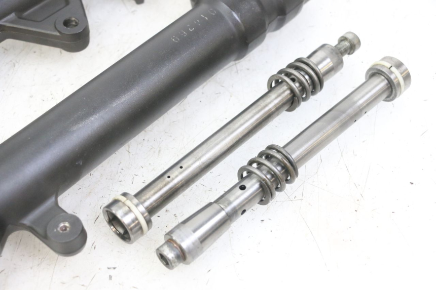 photo de FOURREAU FOURCHE YAMAHA X-MAX XMAX 125 (2010 - 2014)