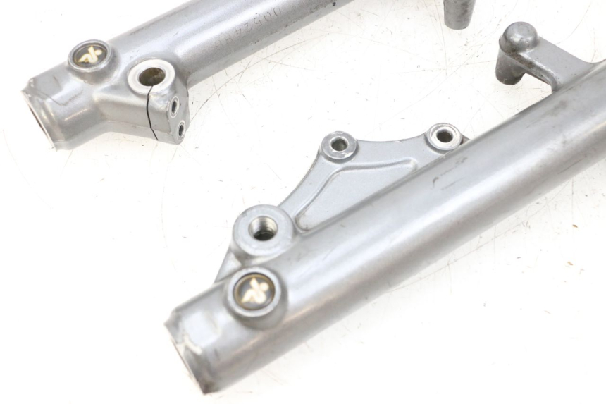 photo de FOURREAU FOURCHE YAMAHA XMAX X-MAX 125 (2006 - 2009) - Zoom composants