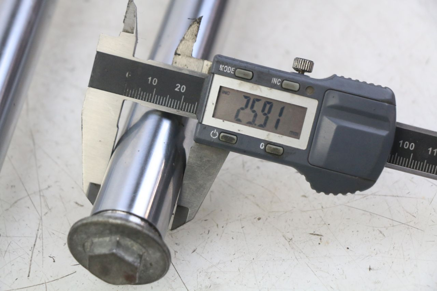 photo de FOURREAU FOURCHE YAMAHA PW 80 (1983 - 2014)
