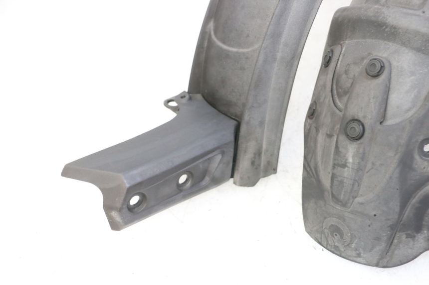 photo de GARDE BOUE ARRIERE QUADRO 4 4D 350 (2015 - 2018)