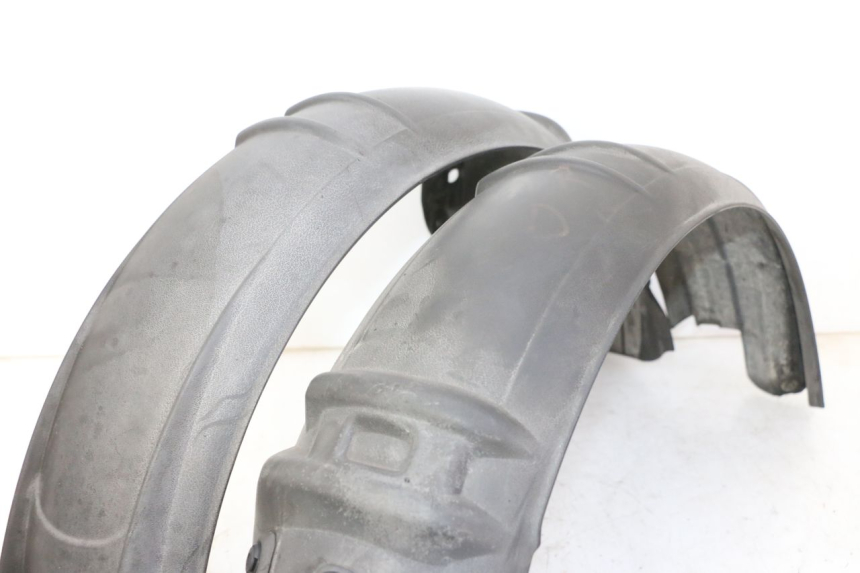 photo de GARDE BOUE ARRIERE QUADRO 4 4D 350 (2015 - 2018)