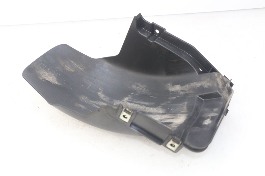 photo de GARDE BOUE ARRIERE PIAGGIO MP3 500 (2014 - 2017) - Détail de la pièce