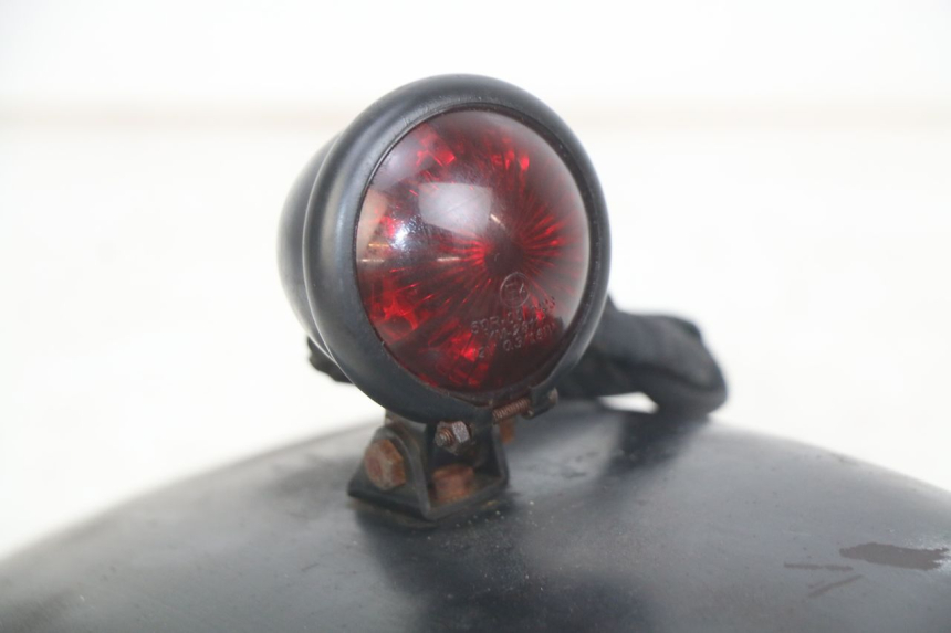 photo de GARDE BOUE ARRIERE DAELIM VL DAYSTAR 125 (2000 - 2011) - Points de fixation