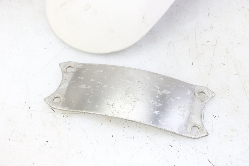 photo de GARDE BOUE AVANT YAMAHA FJ 36Y 1100 (1984 - 1985)