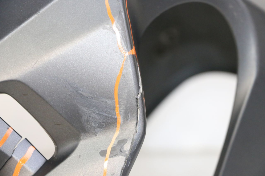 photo de GARDE BOUE AVANT SUZUKI GSR 750 (2011 - 2017)