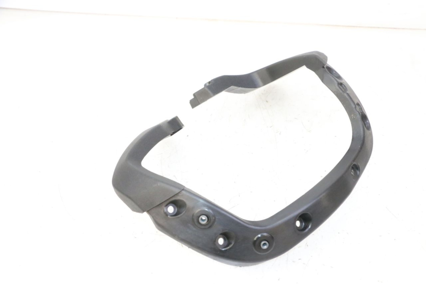 photo de GARDE BOUE AVANT PIAGGIO MP3 HPE 310 (2024 - 2025)